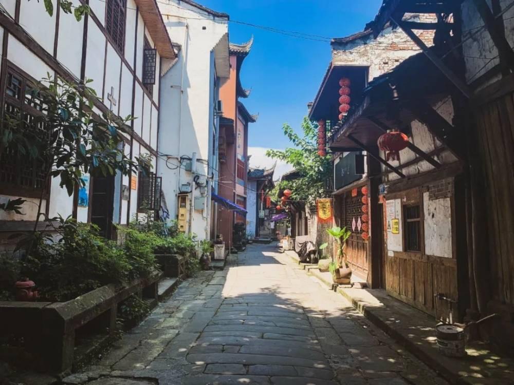 安徽六安合作医疗2o20年缴的费到2021十一月二十号还能用吗？